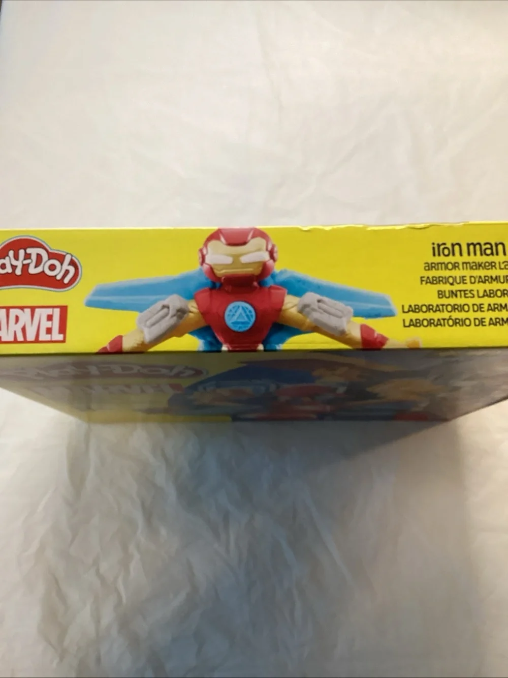 Marvel Play-Doh Iron Man Armor Maker Lab - Yellow Red Blue